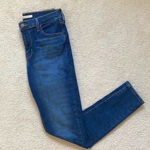 Levi’s 720 High Rise Super Skinny Jeans